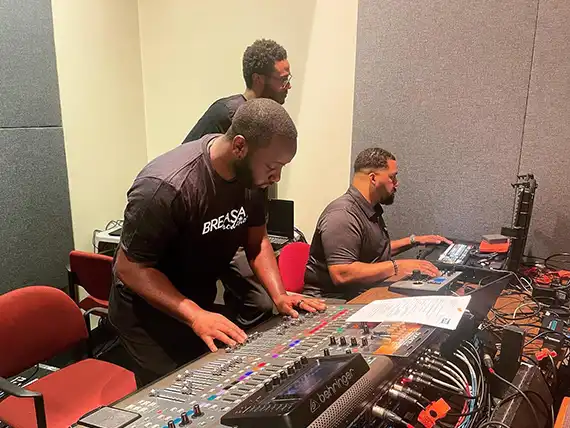 Audio Visual Rental in Baltimore sound check