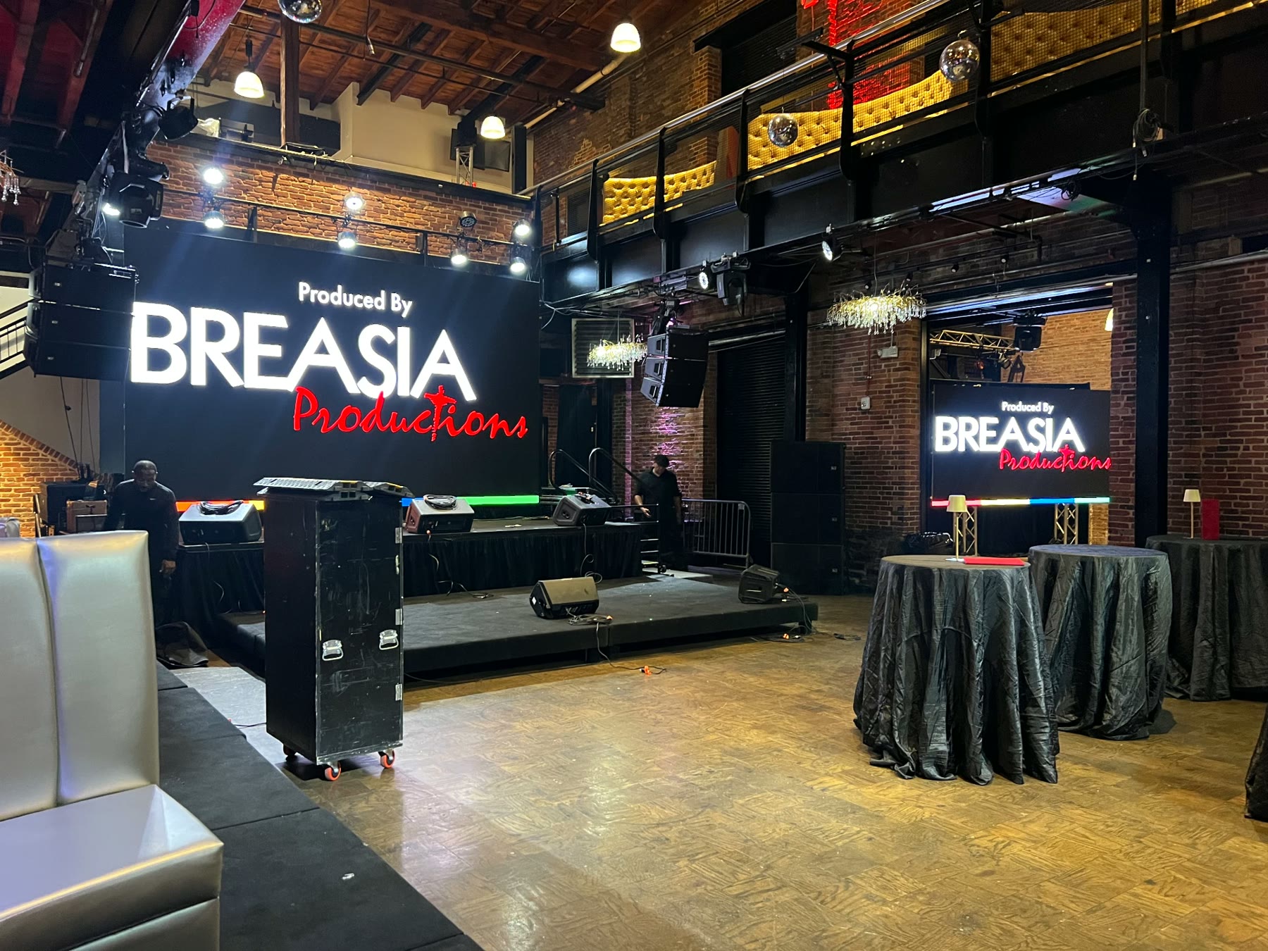 Produced by Breasia · House Install